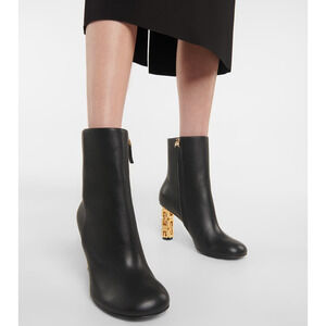 NEW Givenchy G-Cube Bootie woman Size 5.5 Black Leather